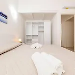 Terraced Tritone With Sea View, Parking, Wi-fi, And Ac For 4 Willa
