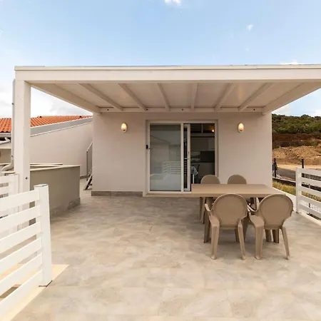 Willa Terraced Tritone With Sea View, Parking, Wi-fi, And Ac For 4 *