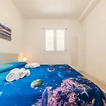 Terraced Tritone With Sea View, Parking, Wi-fi, And Ac For 4 Villa San Pasquale