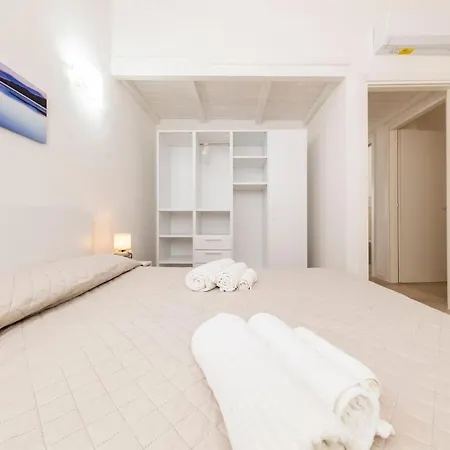 Terraced With Sea View, Parking, Wi-fi, And Ac For 4 Villa