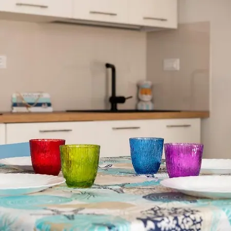 Terraced Tritone With Sea View, Parking, Wi-fi, And Ac For 4