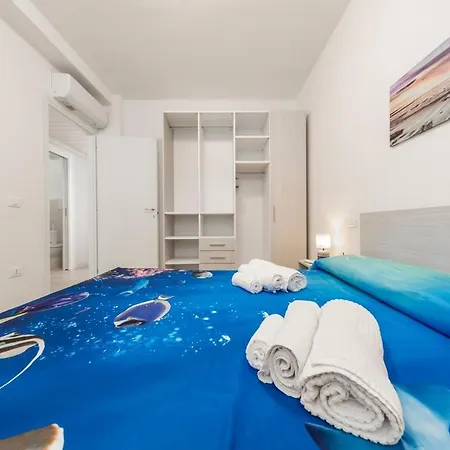 Villa Terraced Tritone With Sea View, Parking, Wi-fi, And Ac For 4