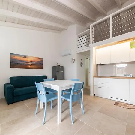 Terraced Tritone With Sea View, Parking, Wi-fi, And Ac For 4 San Pasquale