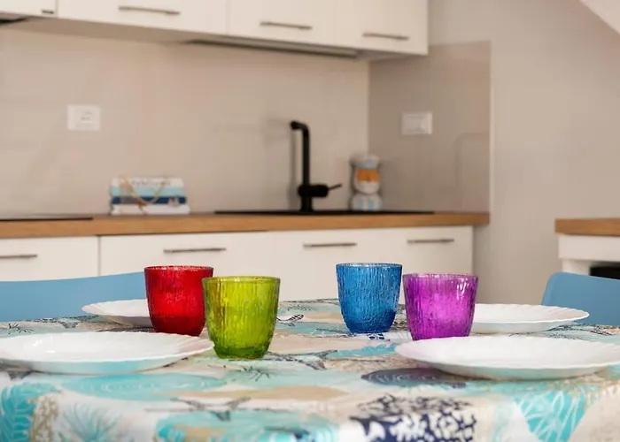 Terraced With Sea View, Parking, Wi-fi, And Ac For 4