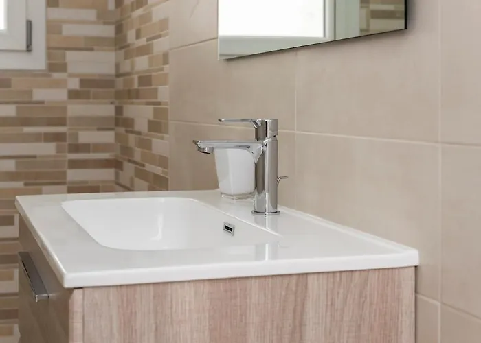 Terraced With Sea View, Parking, Wi-fi, And Ac For 4 * San Pasquale